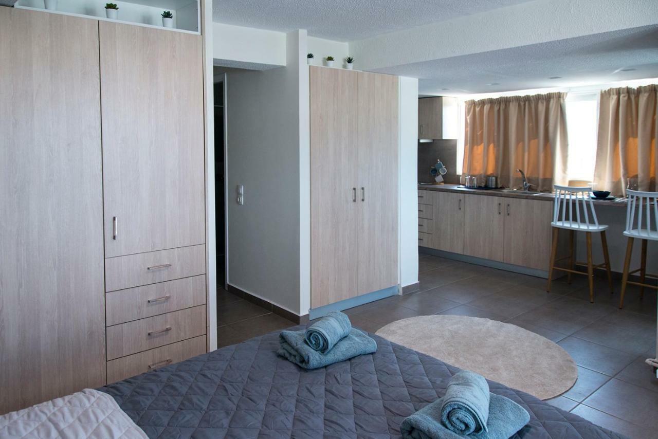 Апартаменты Athens From The Top, Cozy Studio In The City Center Экстерьер фото